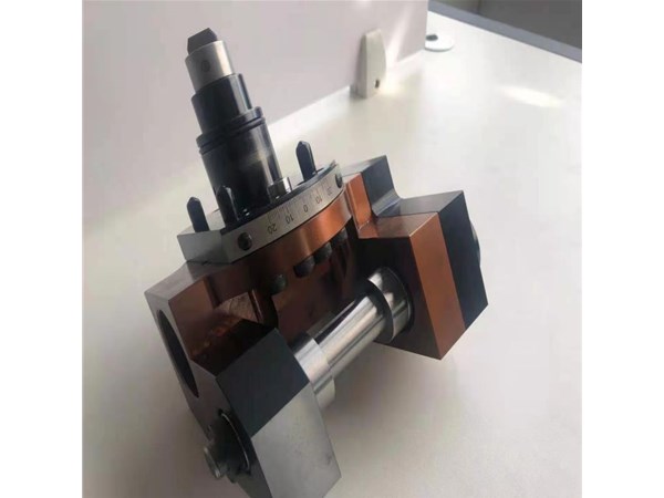 動力刀座使用期間的保養